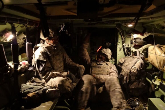 4 Nga Tung Bang Chung My Chuyen Giao Xe Chien Dau Bo Binh M2a2 Bradley Cho Ukraine