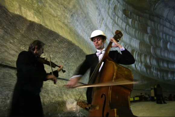 1 Mang Luoi Hau Can Sau 100m O Chao Lua Khoc Liet Nhat Ukraine