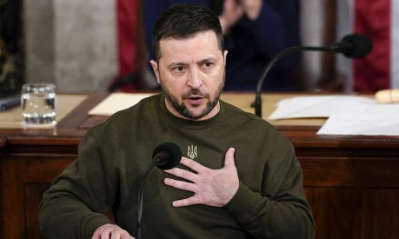 1 Quyet Dinh Bat Ngo Cua Tong Thong Ukraine Zelensky