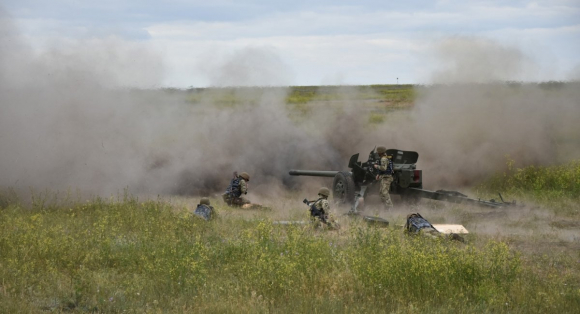 1 Thuy Quan Luc Chien Ukraine Su Dung Phao Ban Tia San Phang Kho Vu Khi Nga
