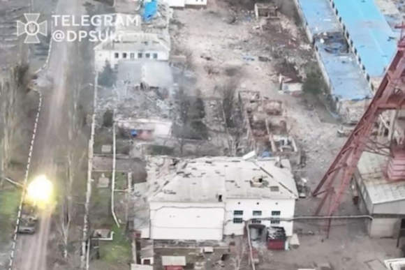 1 Nga Bat Ngo Thua Nhan Phai Tra Gia Dat Vi Ton That Nang Trong Tran Chien Dam Mau Gianh Soledar