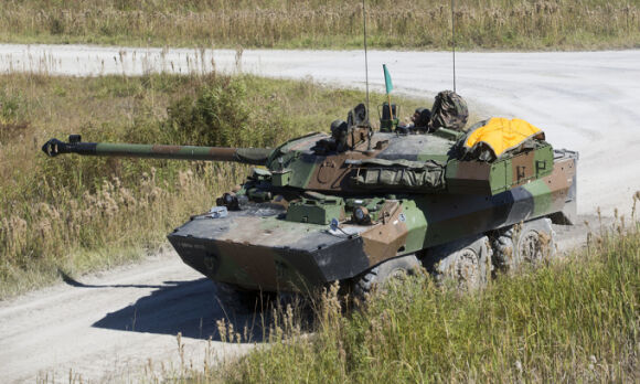 2 Nga Chi Trich Phap Cung Cap Xe Tang Cho Ukraine