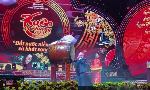 2 Chu Tich Nuoc Kieu Bao La Chat Xuc Tac Cho Thanh Cong Doi Ngoai