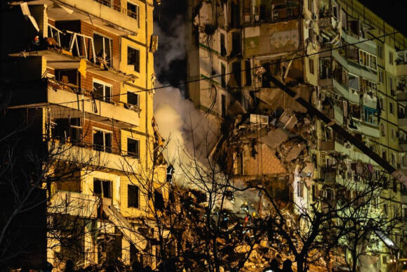 3 Cuoc Tan Cong Bang Ten Lua Cua Nga Vao Toa Nha Chung Cu O Dnipro Giet Chet 12 Nguoi Lam Bi Thuong 73