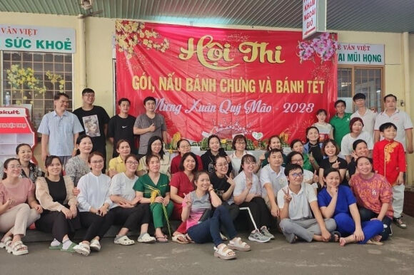 1 Benh Vien O Tphcm Thuong Tet 0 Dong Cho Nhan Vien Y Te