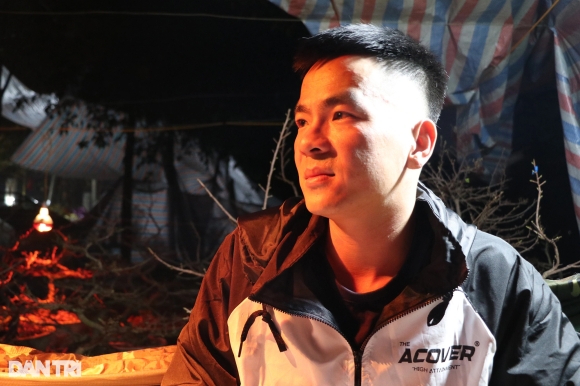 4 Canh An Bo Ngu Bui Mat Nham Mat Mo Cua Nhung Nguoi Buon Tet