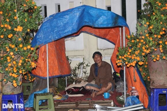 6 Canh An Bo Ngu Bui Mat Nham Mat Mo Cua Nhung Nguoi Buon Tet