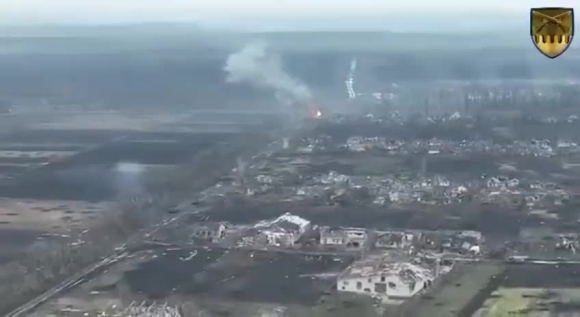 2 Nam Dam Thep Co The Giup Ukraine Phan Cong Nga Tren Toan Tuyen