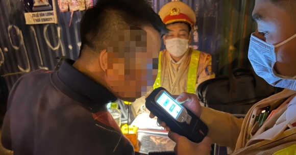 1 Hon 700 Ma Men Bi Xu Ly Trong Ngay Mung 1 Tet