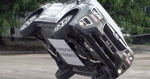 1 Nhung Man Trinh Dien Mao Hiem Cua Tay Dua Nguoi Anh 71 Tuoi