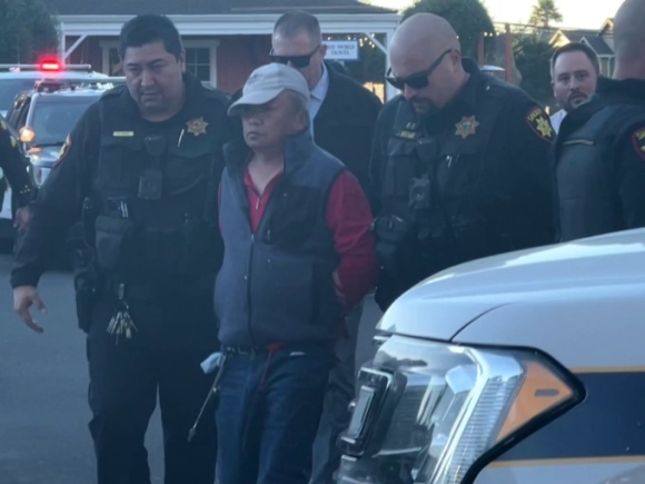 1 California Lai Xay Ra Xa Sung It Nhat 7 Nguoi Chet