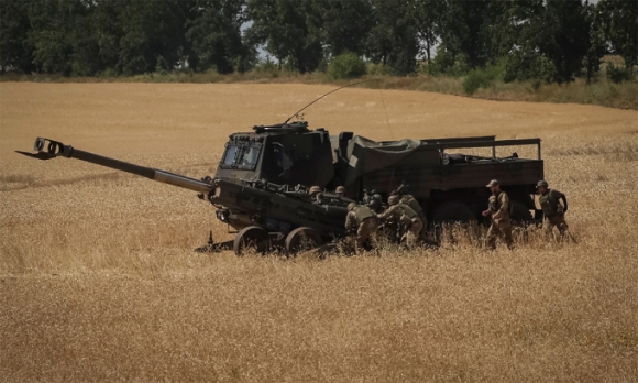 1 Cach My Giup Linh Ukraine Sua Phao Tren Chien Truong