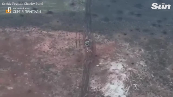 1 Xe Tang Chu Luc T 80 Cua Nga Phat No Du Doi Sau Khi Trung Dan Tu Ukraine