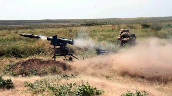 2 Chuyen Gia Giai Ma Vu Khi Tia Tu Than Bi An Cua Ukraine