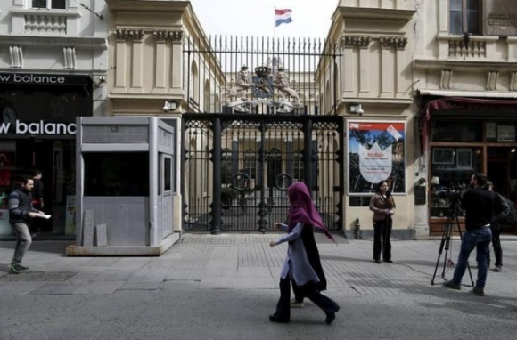 1 Tho Nhi Ky Trieu Dai Su Cua 9 Nuoc Phuong Tay Ve Viec Dong Cua Lanh Su Quan