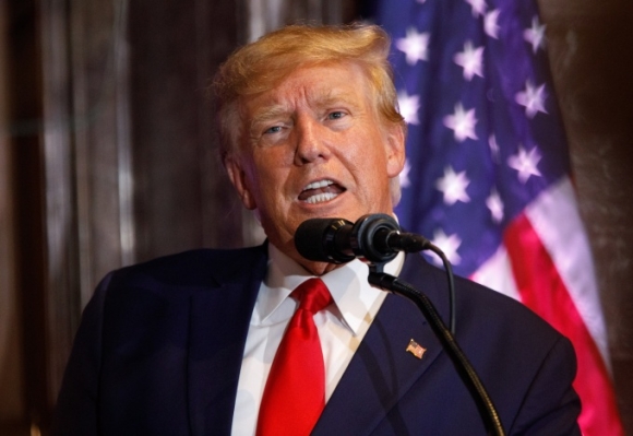 1 Ong Trump Khi Cau Trung Quoc Bay Vao My La Noi Ho Then