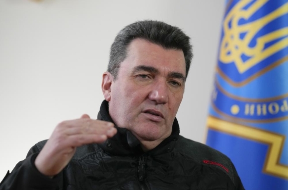 1 Ukraine Neu 4 Dieu Kien Cham Dut Xung Dot Voi Nga