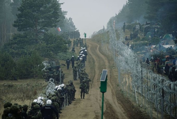 1 Ba Lan Dong Cua Khau Belarus Chi Trich