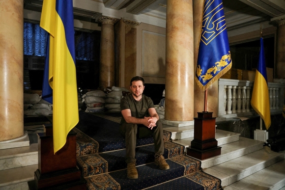 1 He Lo Cuoc Song Kho Khan Suot 2 Thang Duoi Ham Tru An Cua Tong Thong Ukraine