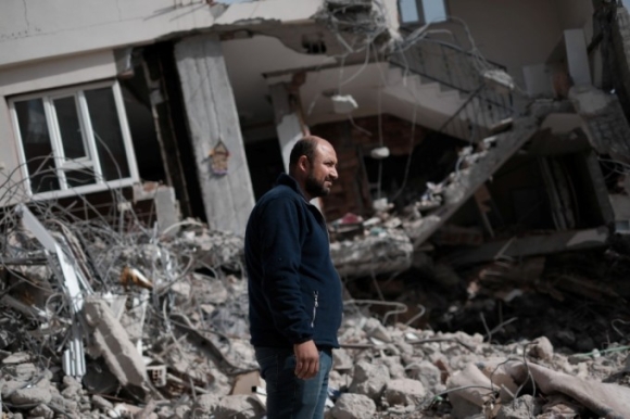 1 Dong Dat Tho Nhi Ky Tao Ra Gan 100 Trieu Met Khoi Gach Vun