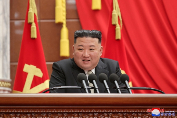 1 Ong Kim Jong Un Keu Goi Day Manh San Xuat Luong Thuc Tai Trieu Tien