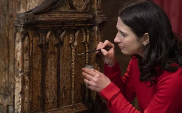 1 Trung Tu Ngai Vang 700 Tuoi Truoc Le Dang Quang Vua Charles Iii