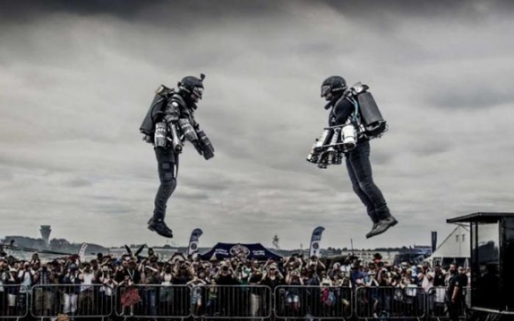 1 Bao Trung Quoc Canh Bao Viec An Do Mua Balo Phan Luc Trang Bi Cho Linh Bien Phong