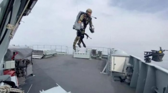 4 Bao Trung Quoc Canh Bao Viec An Do Mua Balo Phan Luc Trang Bi Cho Linh Bien Phong