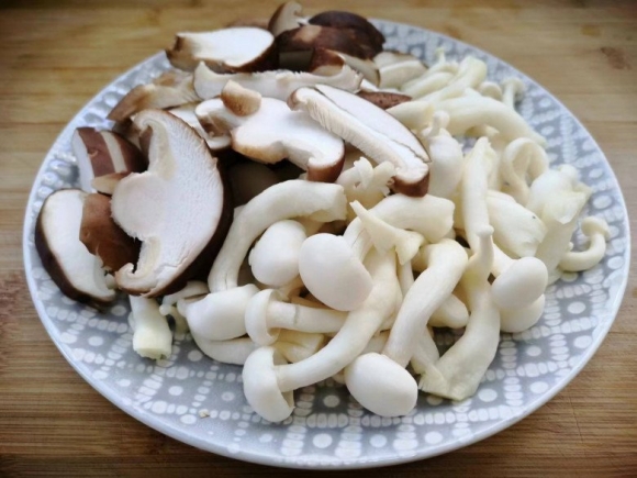 Là rau nhưng siêu giàu vitamin D, đem xào thế này ăn rất ngon, giảm nguy cơ mắc bệnh ung thư