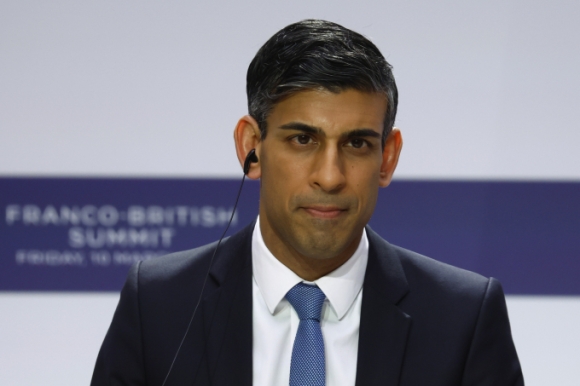 1 Anh Cao Buoc Nga Trung Gay Hon Loan Cho The Gioi