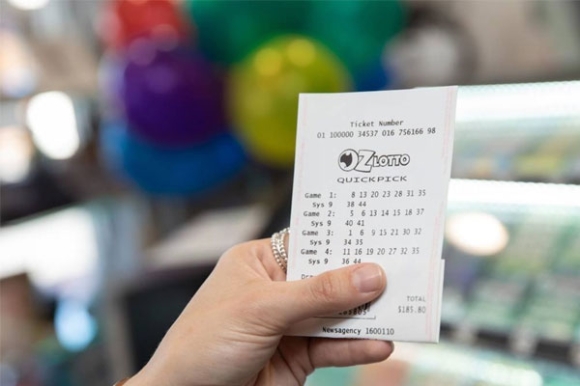 1 Bi Vo Gian Nguoi Dan Ong Australia Trung Xo So Hon Mot Trieu Usd