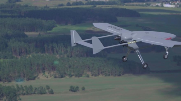 3 Sec Vien Tro May Bay Khong Nguoi Lai Cho Ukraine