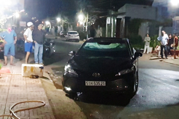 1 Binh Phuoc O To Phat No Boc Chay Du Doi Tai Xe Chet Tren Ghe Lai