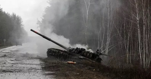 1 Video Hang Loat Xe Tang Nga Bi Soi Trang Ukraine Moi Ruot Gay Sot Mang