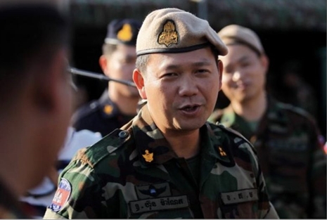 2 De Mat Den Trung Quoc Hun Sen That Chat Kiem Soat Quan Doi