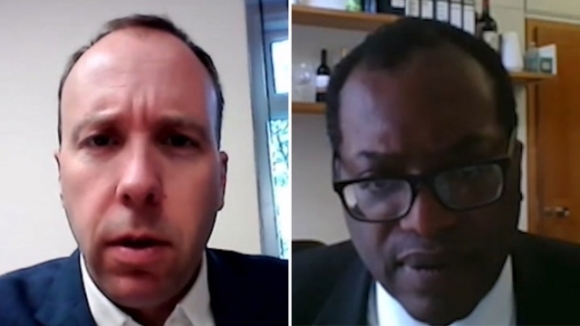 1 Nhieu Nghi Si Anh Bi Lua Dao Viec Luong Cao