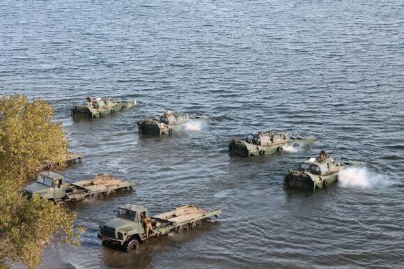 1 Ukraine Lap Them 8 Lu Doan Chuan Bi San Sang Cho Chien Dich Phan Cong