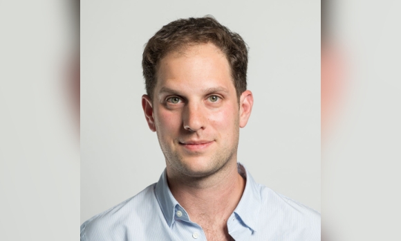 2 My Yeu Cau Nga Tha Phong Vien Bi Cao Buoc Lam Gian Diep