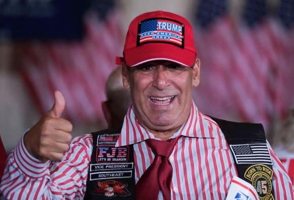 1 Tin Tuc The Gioi 5 4 Ong Trump Sap Phat Bieu O Florida Ong Biden Luu Tam Nguy Co Tu Ai