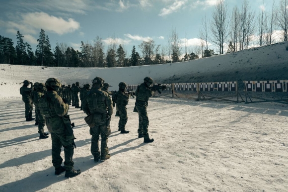 4 Quan Doi Tinh Nhue Cua Phan Lan Giup Nato Co Loi The Gi Truoc Nga