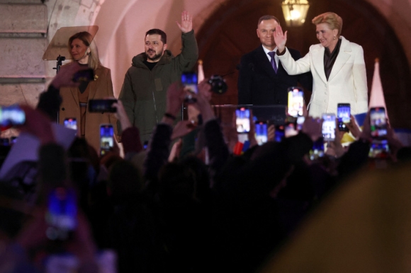 2 Tin Tuc The Gioi 6 4 Lanh Dao My Duy Tri Ban Vu Khi Cho Dai Loan Quan Doi Trung Quoc Bao Dong