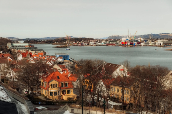 2 Na Uy Thay Nga Lam Nguon Cung Khi Dot Lon Nhat Chau Au