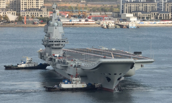 1 Tau San Bay Trung Quoc Tham Gia Dien Tap Phong Toa Dai Loan