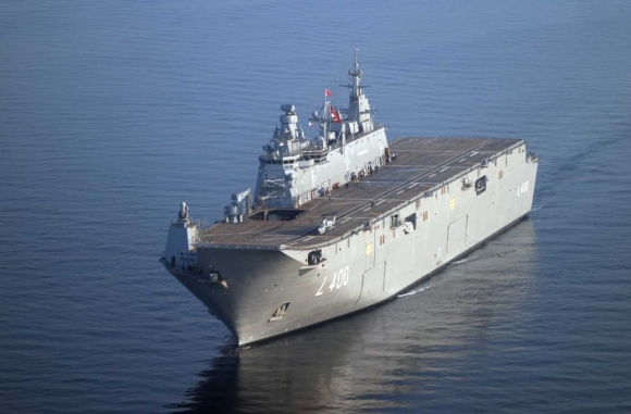 1 Tau San Bay Dau Tien Tren The Gioi Danh Cho Uav Chien Dau