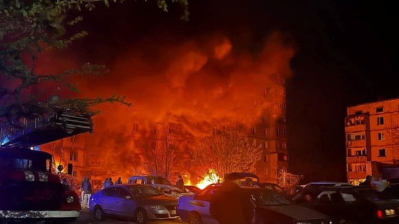 1 Kiev Tuyen Bo Ha Hang Chuc Ten Lua Nga Ong Zelensky Cam Ket Se Dap Tra