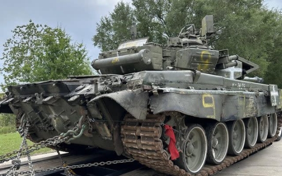 1 Chien Su Ukraine Moi Nhat Dai Ta Nga Bi Bat Vi Ban Dong Co Xe Tang