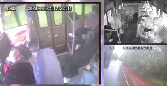 1 Tai Xe Cuu Song Ca Mot Xe Bus Trong 20 Giay Cuoi Cuoc Doi