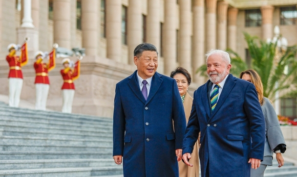 3 Ong Tap No Luc Nang Vi The Ngoai Giao Trung Quoc