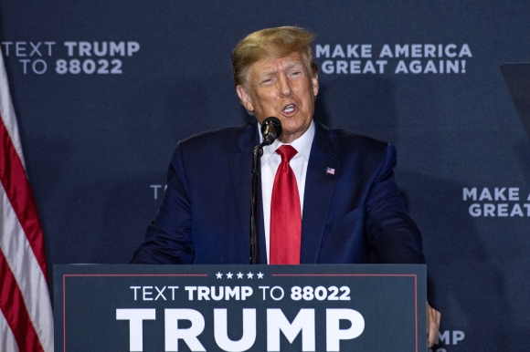 1 Ong Trump Ngac Nhien Khi Harry Duoc Moi Du Le Dang Quang Cua Vua Anh