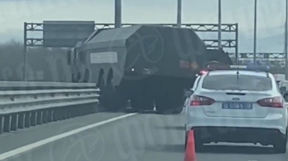 1 Be Phong Sieu Ten Lua Cua Nga Gap Tai Nan Tren Duong